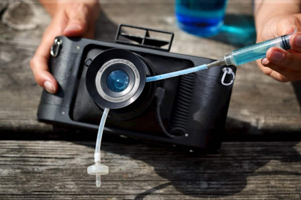 Lomography的新型35mm相机配有可填充液体的镜头