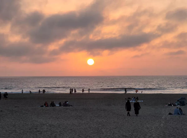 iPhone 12 Pro与Note 20 Ultra相机对比