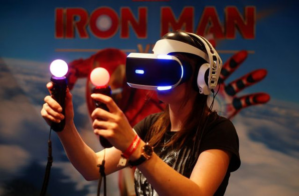 索尼正在为PS5开发新的PlayStation VR耳机