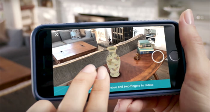 亚马逊的新AR工具可让您用多个虚拟物品填充房间