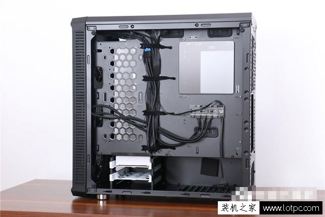 i7-7700K/Z270/RX580组装电脑教程实录 组装电脑i7怎么搭配