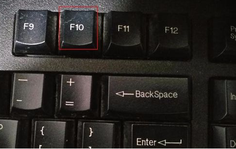 win10专业版系统蓝屏安装模式也进不了的解决办法