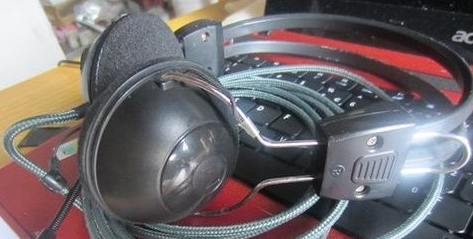 Win7系统连接耳麦不能说话的解决方案