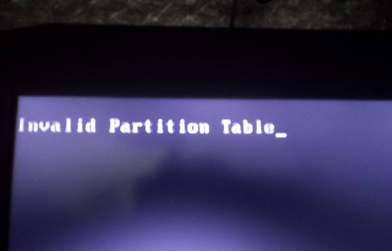 安装Windows7系统后开机出现Invalid Patrition Table提示怎么办