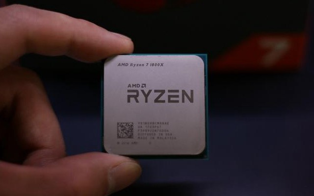 吊打i7农企翻身 AMD Ryzen7 1800X开箱图赏