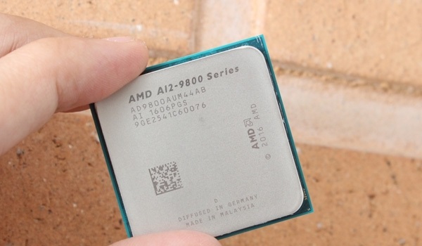 AMD七代A12-9800 APU实测：性能相比A10-7870K暴增