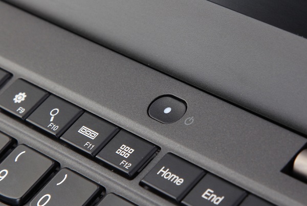 超级小黑本 2015新ThinkPad X1 Carbon图赏7.jpg