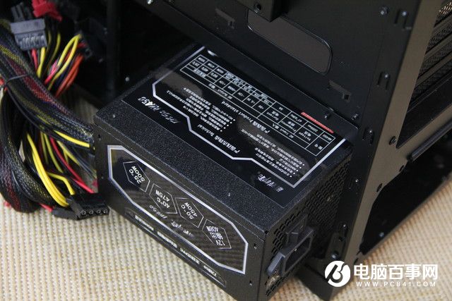 电源怎么安装 DIY装机电源安装注意事项