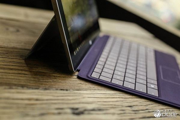 微软Surface Pro 2平板电脑键盘图赏