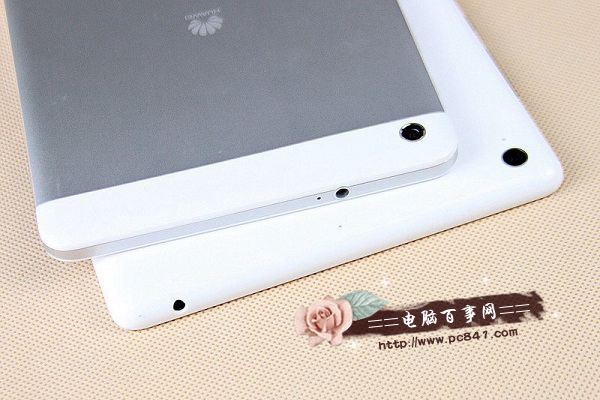 小米平板和华为M1机身顶部对比