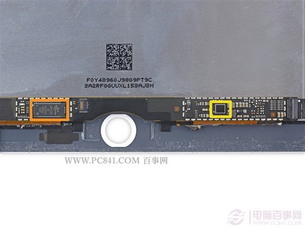 拆卸下来的iPad Air 2屏幕面板特写