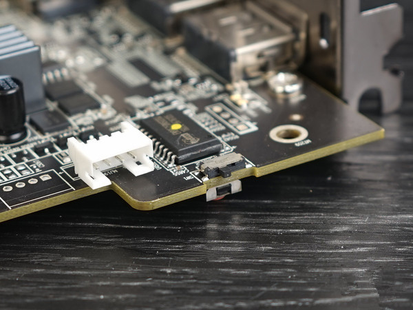 最贵非公版RX480显卡 蓝宝石RX480 8G D5超白金OC评测